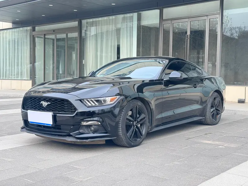 Ford Mustang 2.3T Sport Edition, 2017 — фото 1