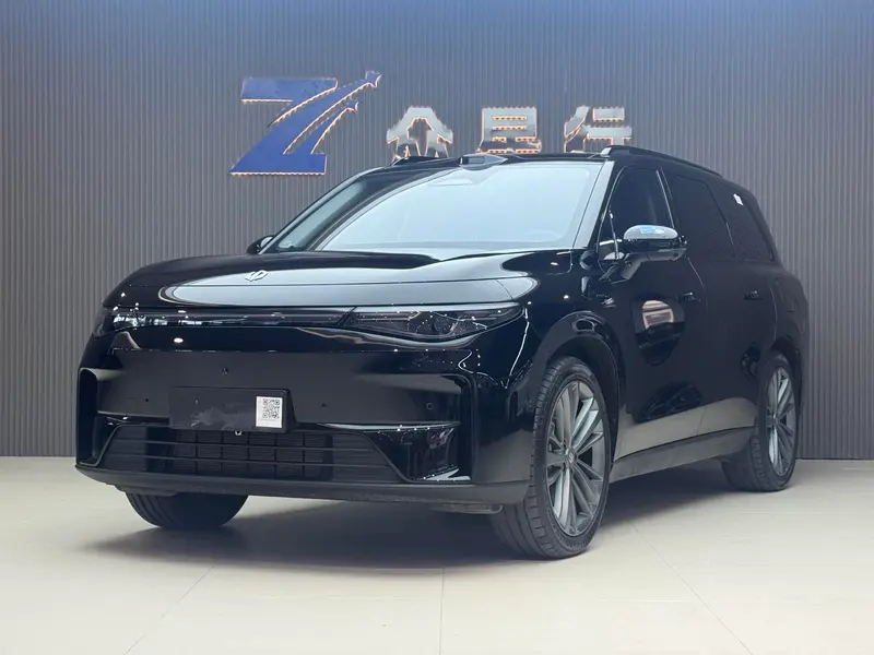 Leapmotor C16 EREV 280 Lidar Premium Edition 6 Seater, 2026 — фото 1