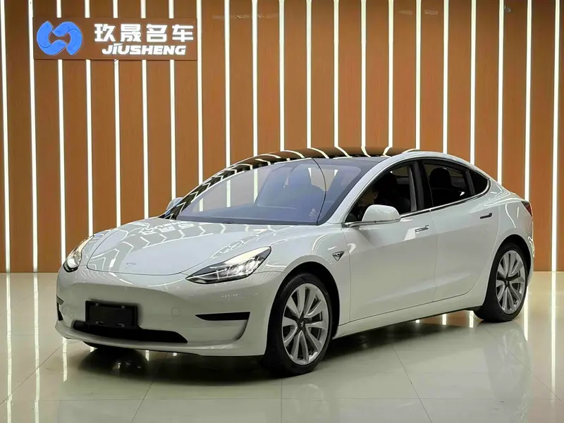 Tesla Model 3, 2020