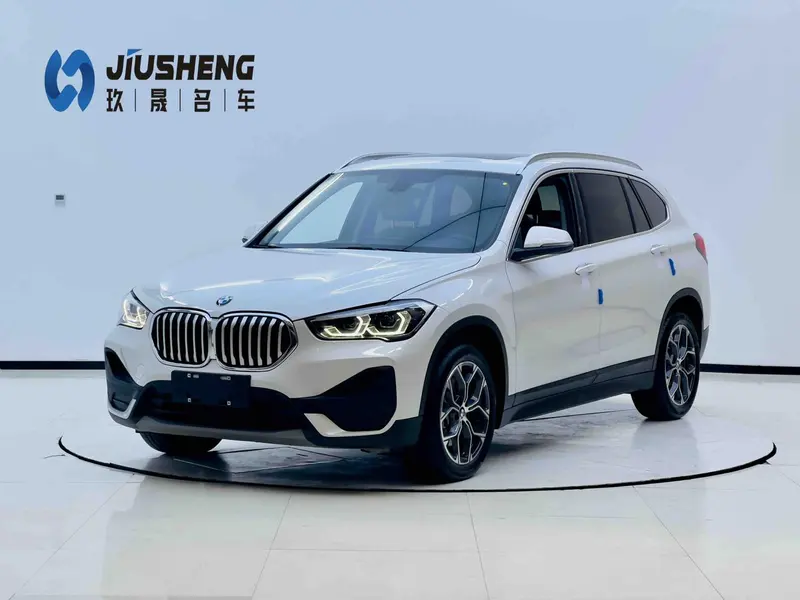BMW X1 sDrive25Li Leading Version, 2022 — фото 1