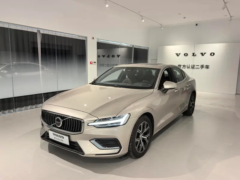Volvo S60, 2025