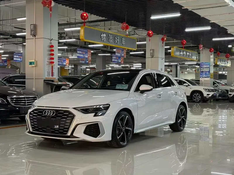 Audi A3 Sportback 35 TFSI Fashion Sport Version, 2022 — фото 1