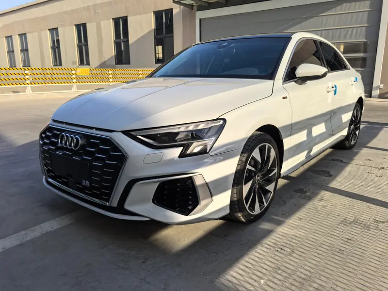 Audi A3 A3L Limousine 35 TFSI Fashion Sport Version, 2023 — фото 1