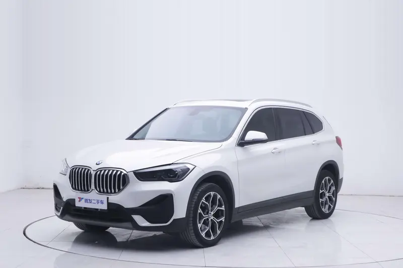 BMW X1 sDrive25Li Leading Version, 2022 — фото 1