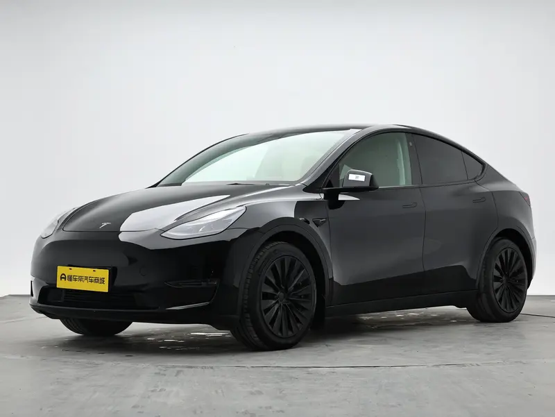 Tesla Model Y, 2022