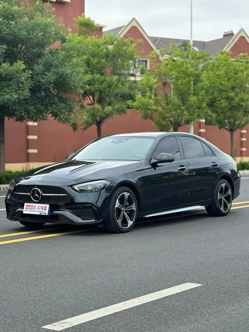 Mercedes-Benz C-Class, 2022