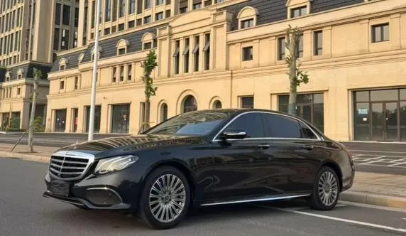 Mercedes-Benz E-Class Facelift E 300 L Sport Fashion Version, 2018 — фото 1