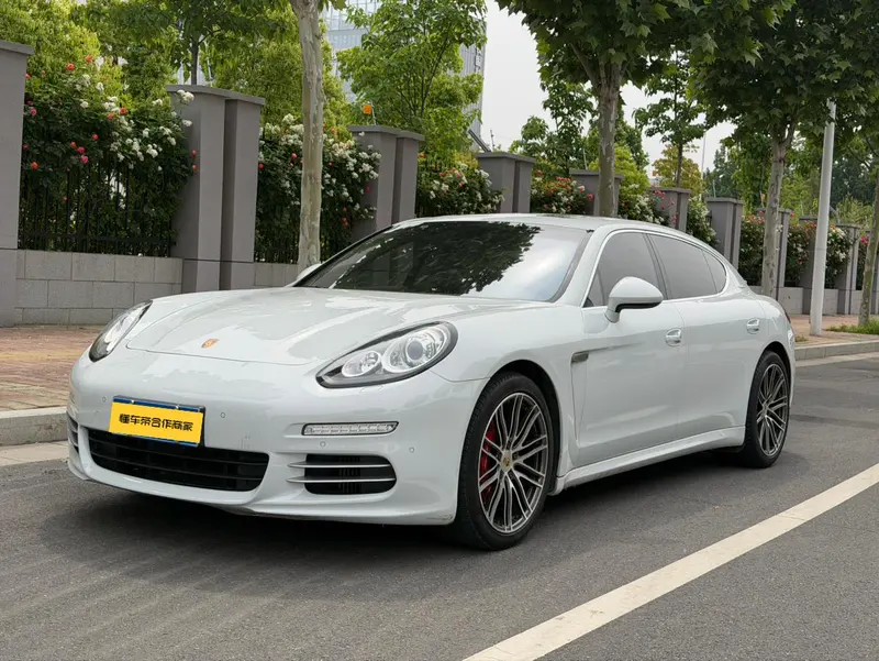Porsche Panamera Panamera Edition 3.0T, 2016 — фото 1