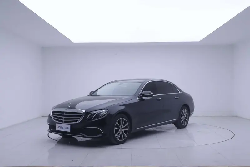 Mercedes-Benz E-Class E 300 L Luxury Version, 2017 — фото 1