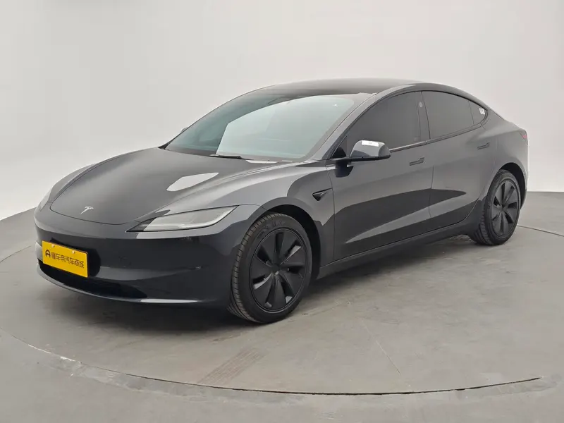 Tesla Model 3, 2025