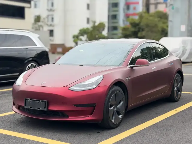 Tesla Model 3, 2020
