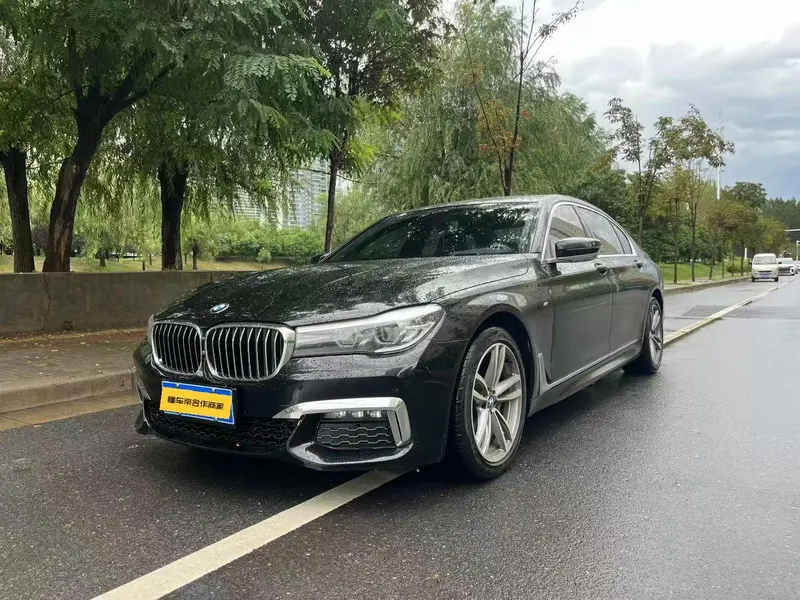 BMW 7-Series, 2018