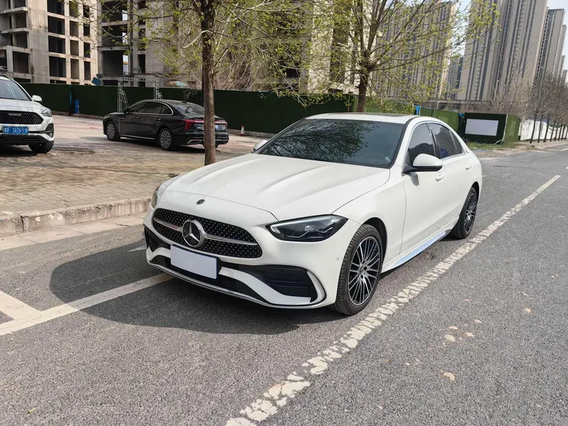 Mercedes-Benz C-Class, 2025