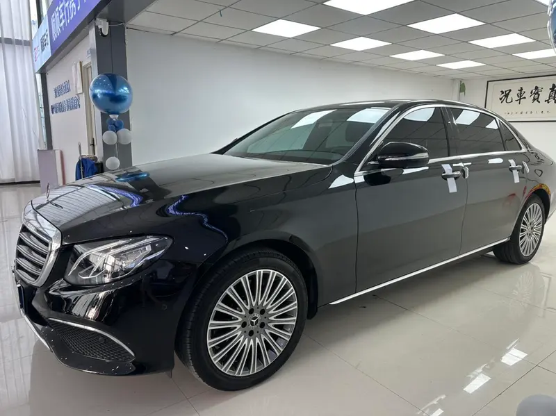 Mercedes-Benz E-Class Facelift E 300 L Edition, 2020 — фото 1