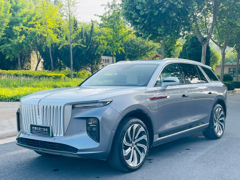 Hongqi E-HS9, 2022