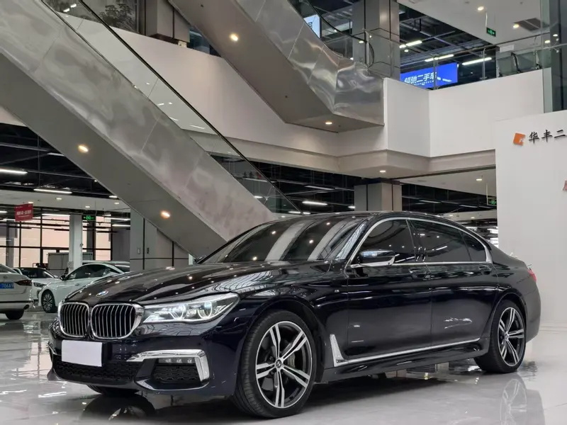 BMW 7-Series 740Li xDrive Prestige Version M Sport, 2018 — фото 1