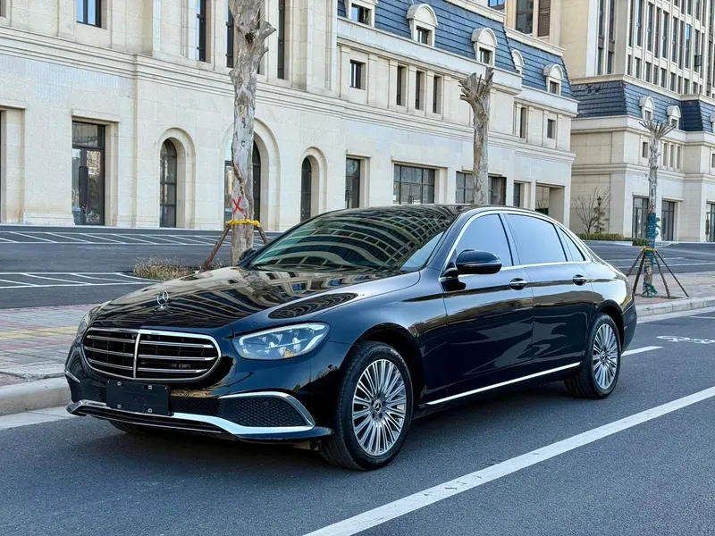 Mercedes-Benz E-Class, 2022