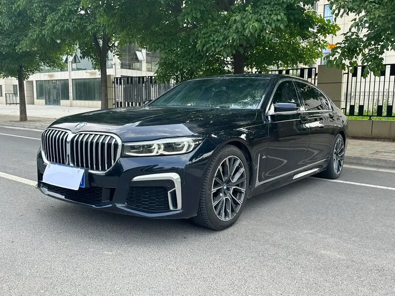 BMW 7-Series 740Li Leading Version M Sport, 2021 — фото 1