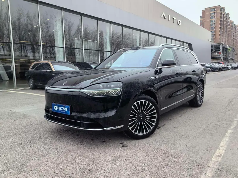 AITO M9 EREV Ultra 6-Seater Edition, 2024 — фото 1