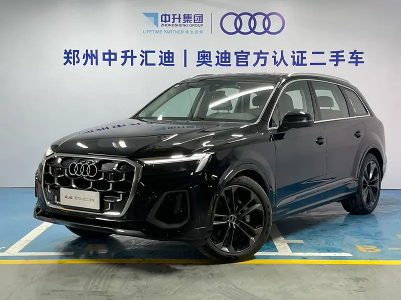 Audi Q7 55 TFSI quattro S line Sport Version, 2025 — фото 1