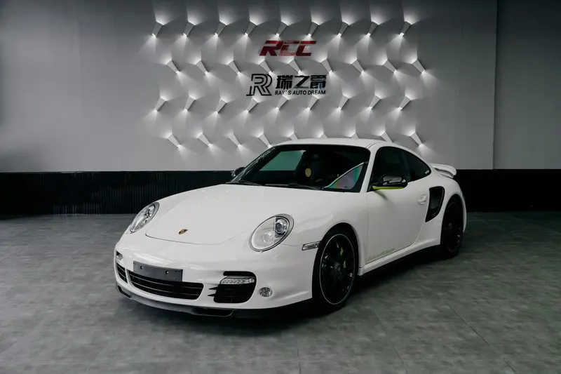 Porsche 911, 2010