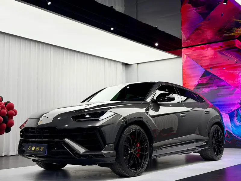 Lamborghini Urus, 2023