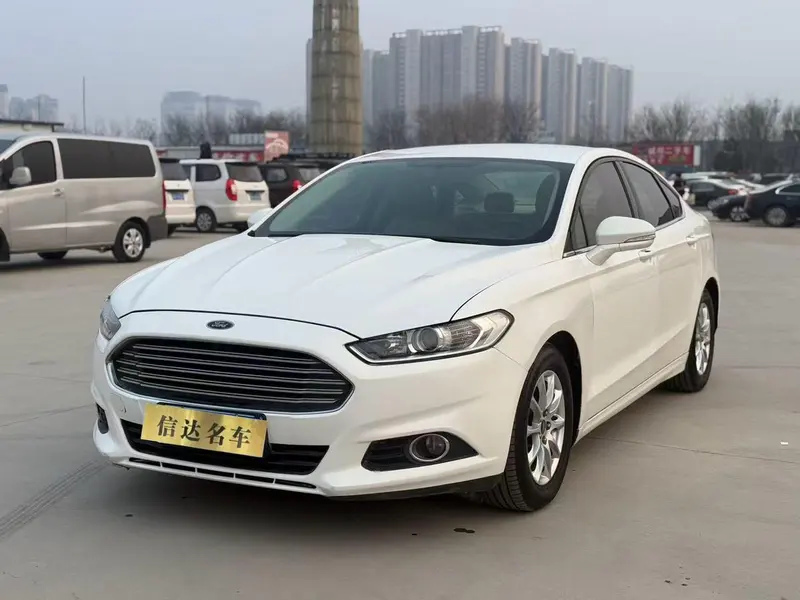 Ford Mondeo 1.5L GTDi180 Comfort Version, 2013 — фото 1