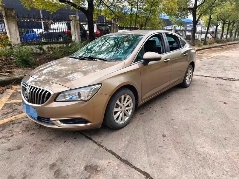 Buick Verano Sedan 20T Dual Clutch Leading Version, 2015 — фото 1