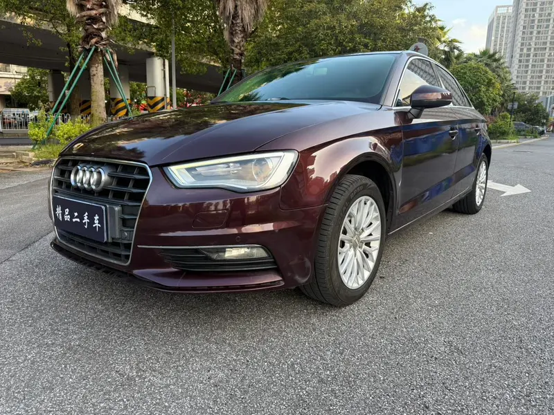 Audi A3 Limousine 35 TFSI Version, 2016 — фото 1