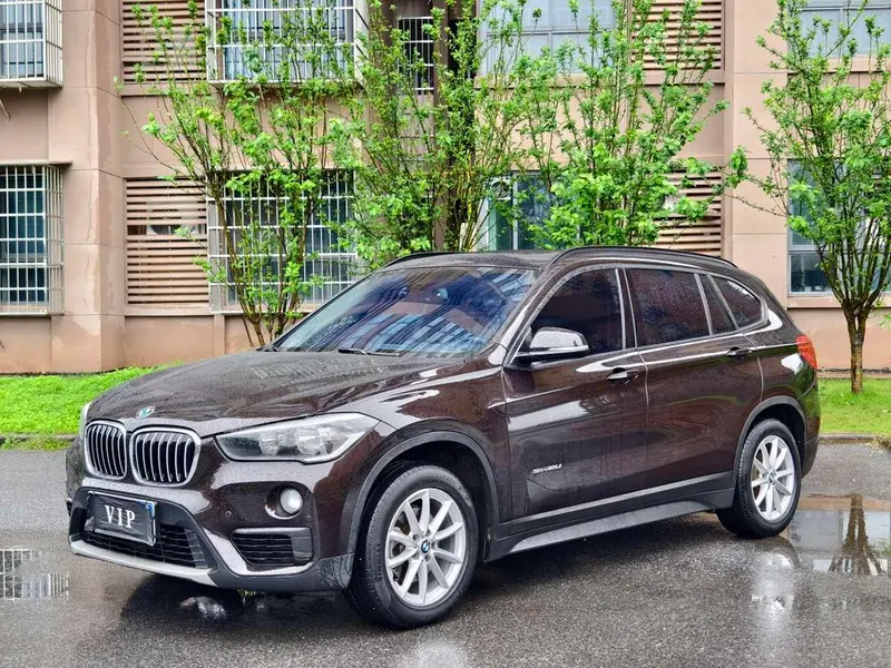 BMW X1 sDrive18Li Fashion Version, 2016 — фото 1
