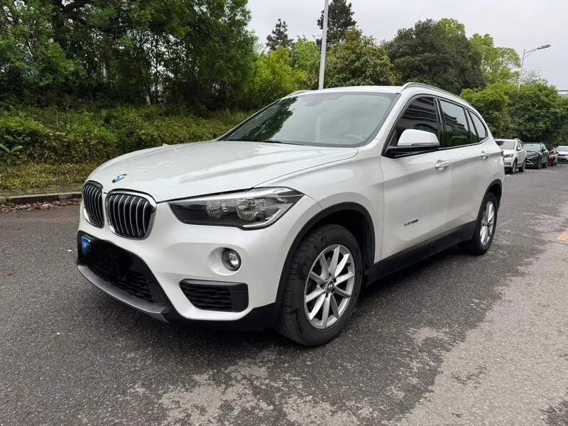 BMW X1 sDrive18Li Fashion Version, 2016 — фото 1
