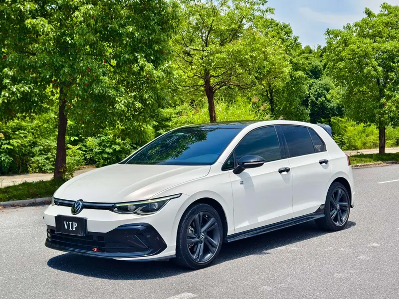 Volkswagen Golf, 2021