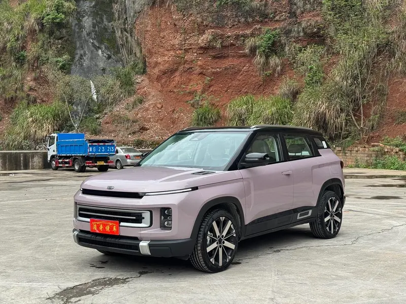Geely ICON, 2023