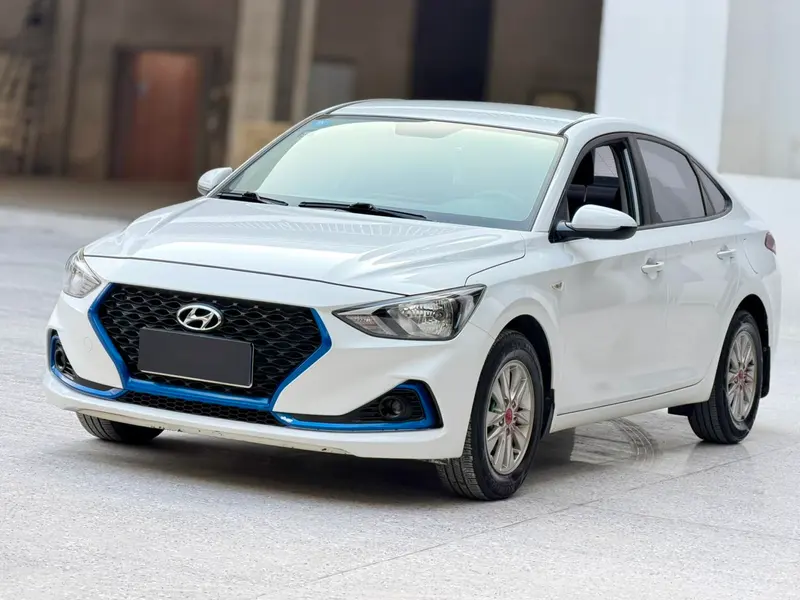 Hyundai Elantra Yuedong 1.6L Auto Joy Edition GL CN5, 2018 — фото 1
