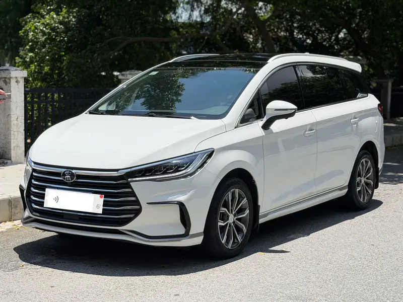 BYD Song MAX Upgraded Edition 1.5T Auto Premium Version 7 Seater, 2021 — фото 1