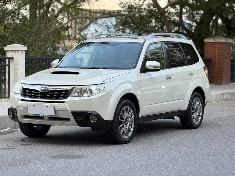 Subaru Forester, 2012