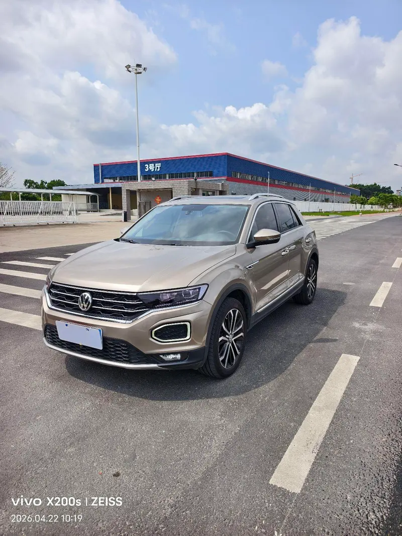 Volkswagen T-Roc, 2020