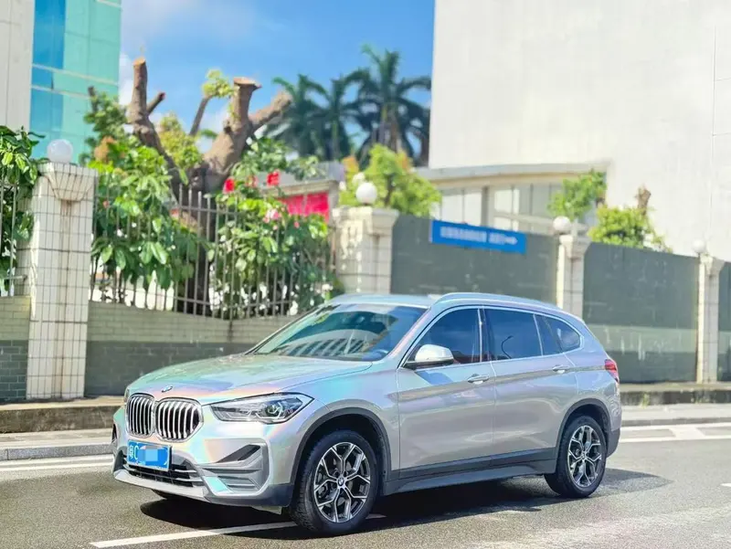 BMW X1 sDrive25Li Leading Version, 2021 — фото 1