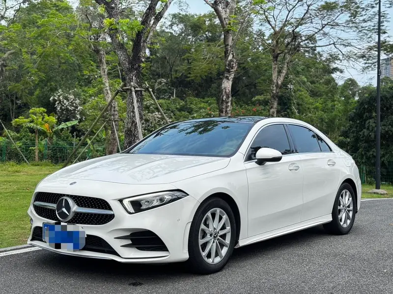 Mercedes-Benz A-Class Facelift A 200 L Sport, 2019 — фото 1