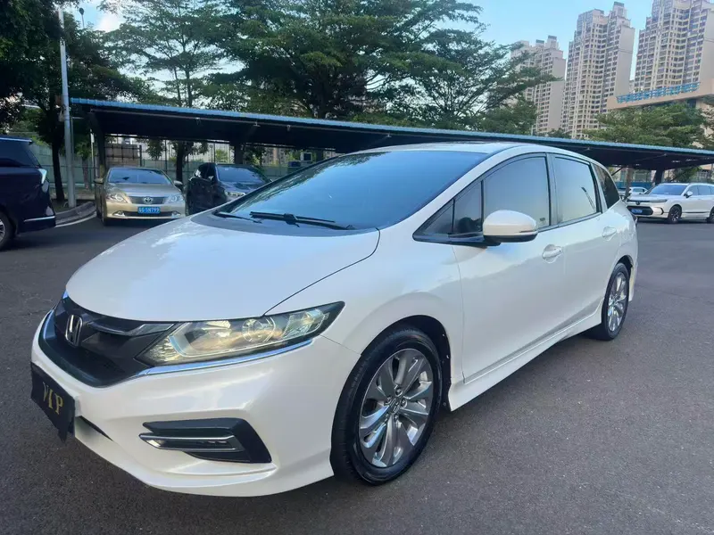 Honda Jade 1.8L Auto Comfort Edition 5 Seater, 2017 — фото 1