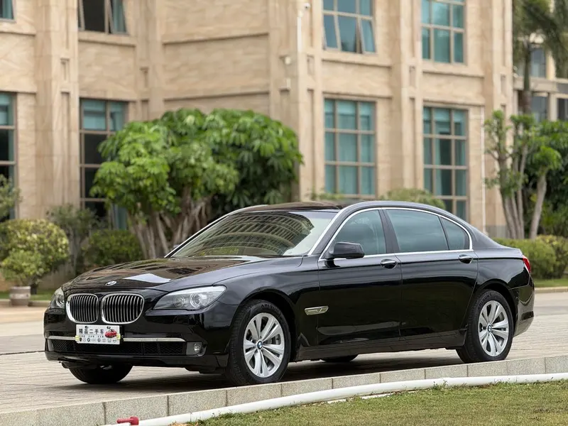 BMW 7-Series 730Li Version, 2011 — фото 1