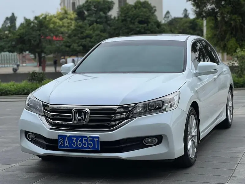 Honda Accord, 2015
