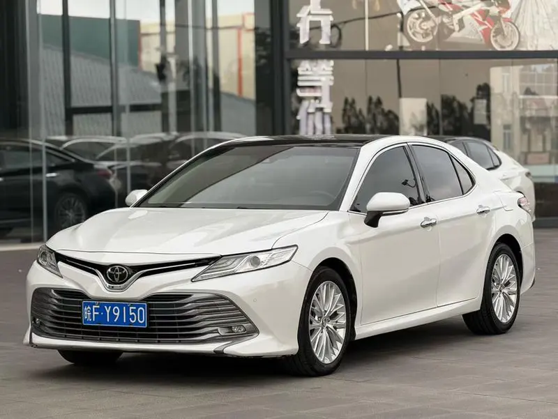 Toyota Camry, 2018