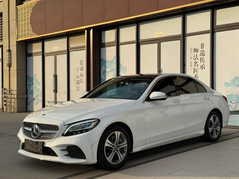 Mercedes-Benz C-Class, 2019