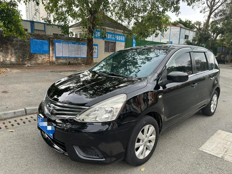 Nissan Livina 1.6XE CVT Comfort Edition, 2015 — фото 1
