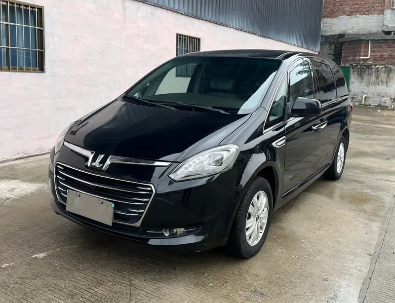 Luxgen Big 7 MPV, 2016