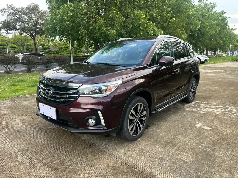 GAC Trumpchi Trumpchi GS4 235T Auto 2WD Luxury Smart Connected Edition, 2017 — фото 1