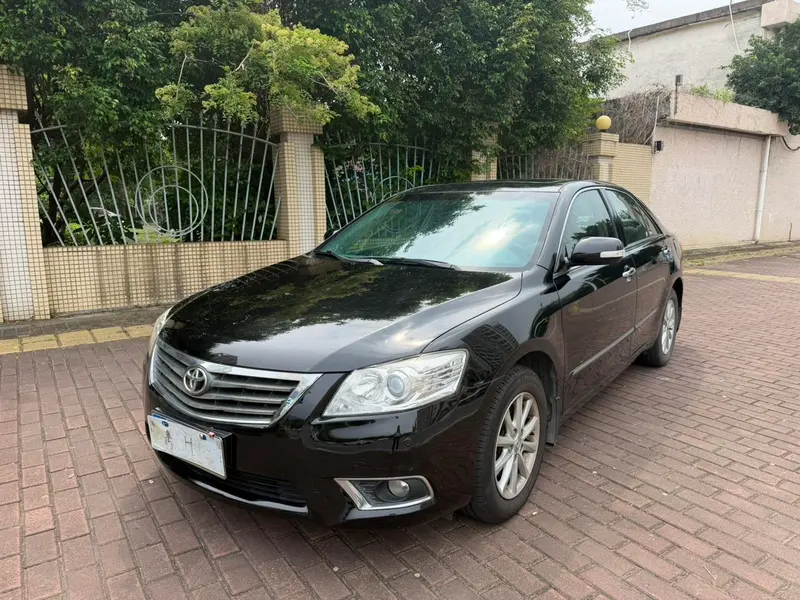 Toyota Camry, 2010