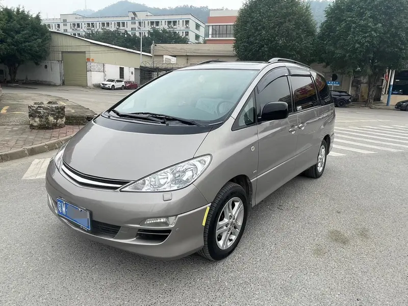Toyota Previa, 2004