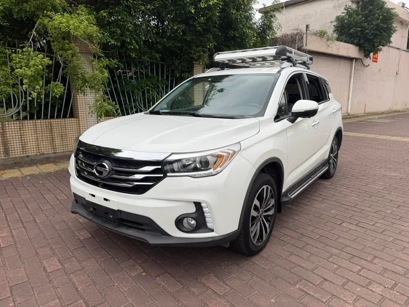 GAC Trumpchi Trumpchi GS4 235T Auto 2WD Luxury Smart Connected Edition, 2017 — фото 1